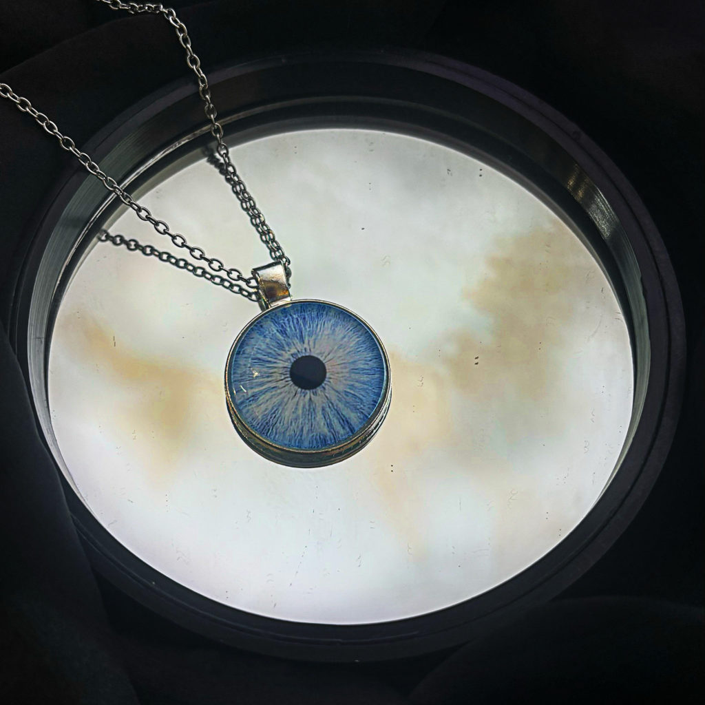 Collier avec photo de votre iris